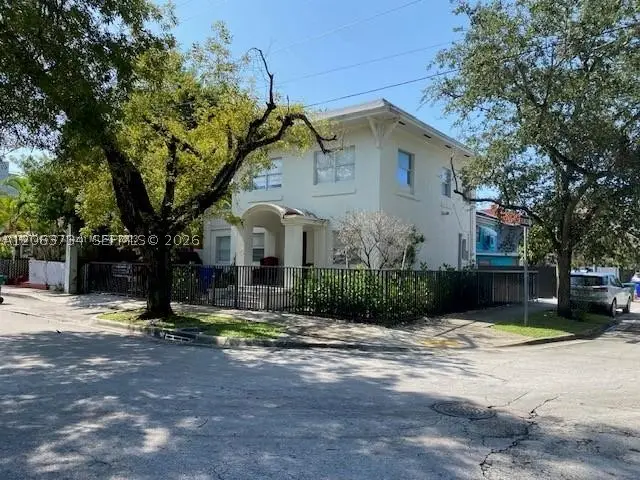 876 SW 2nd St, Miami, FL 33130 - #1