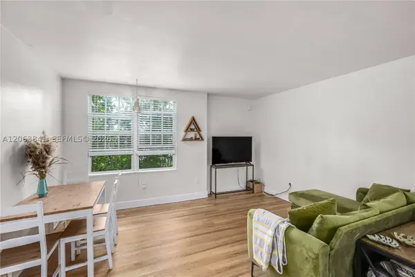 932 7th St #932A, Miami Beach, FL 33139