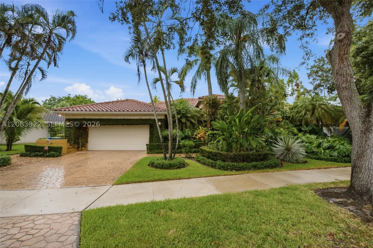 1028 Creekford Dr, Weston, FL 33326 - #1