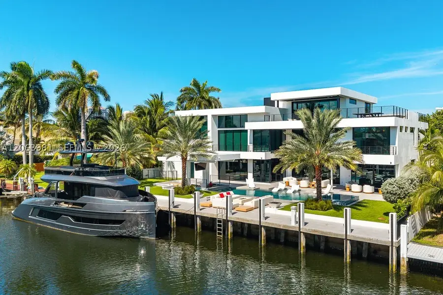 725 Poinciana Dr, Fort Lauderdale, FL 33301 - #2