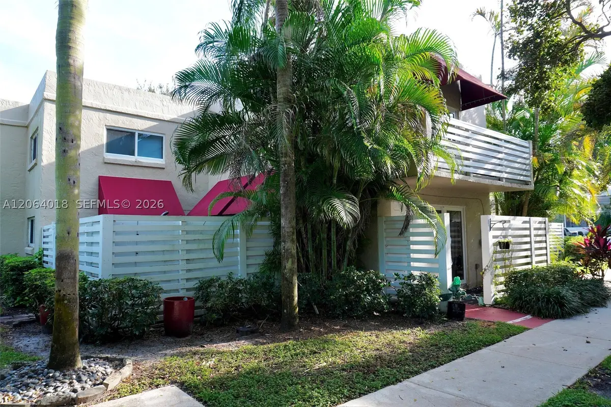 541 NW 98th Ave, Plantation, FL 33324 - #1