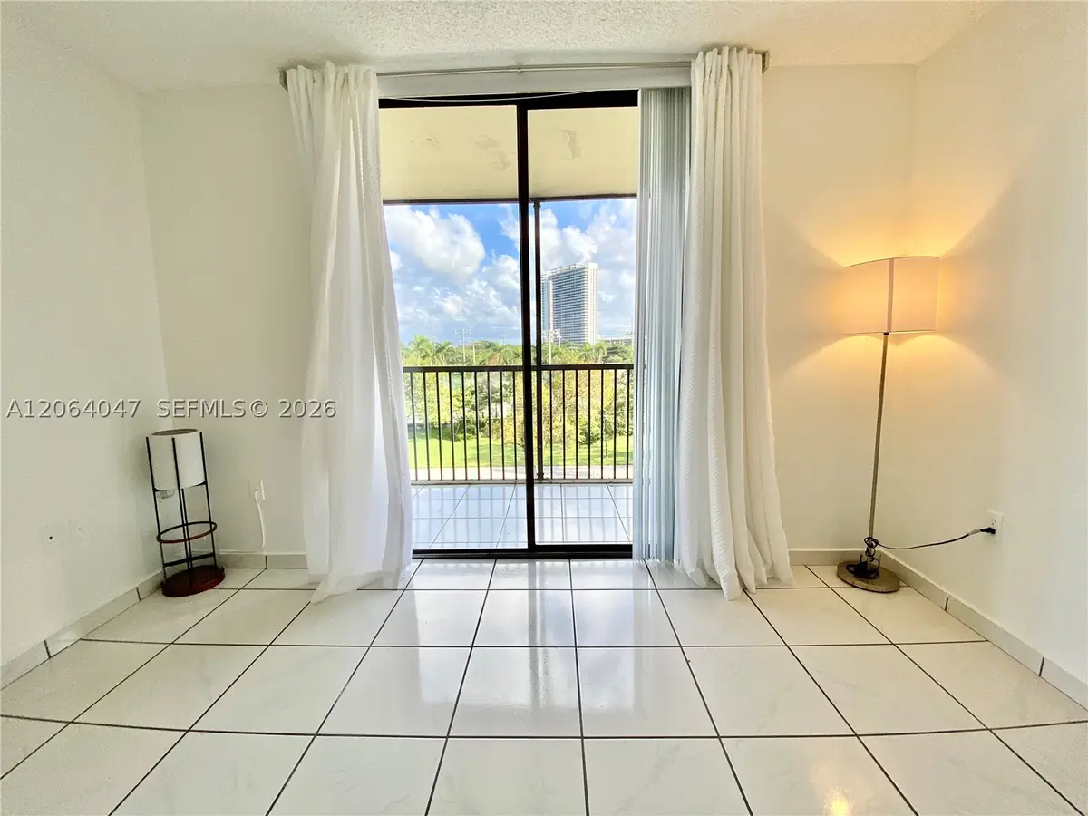 16950 Dixie #A536, North Miami Beach, FL 33160 - #1