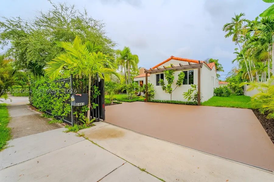 2483 SW 24th St, Miami, FL 33145 - #2
