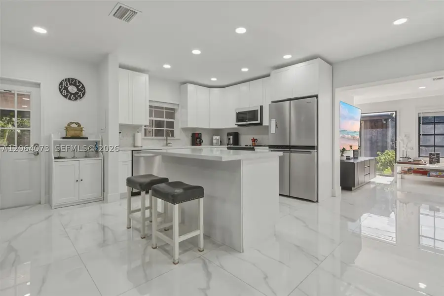 11621 NW 58th Pl, Hialeah, FL 33012 - #3