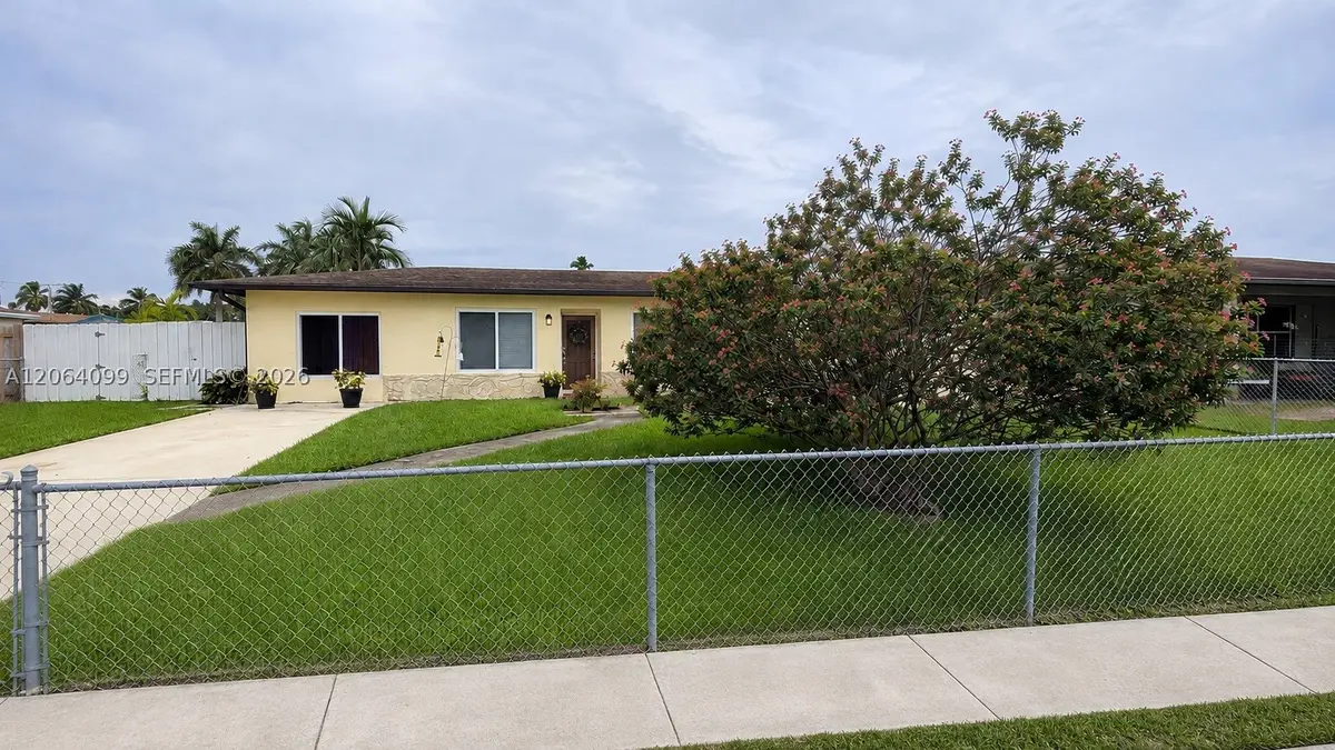 2675 SW 119th Ct, Miami, FL 33175 - #1