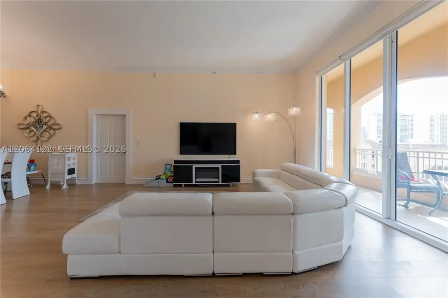3001 NE 185th St #710, Aventura, FL 33180 - #2