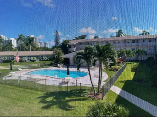 700 Layne Blvd #115, Hallandale Beach, FL 33009