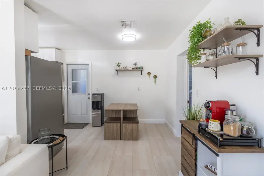 6881 Freedom St, Hollywood, FL 33024 - #3