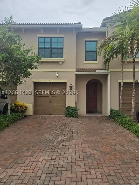 10111 Akenside Dr, Boca Raton, FL 33428