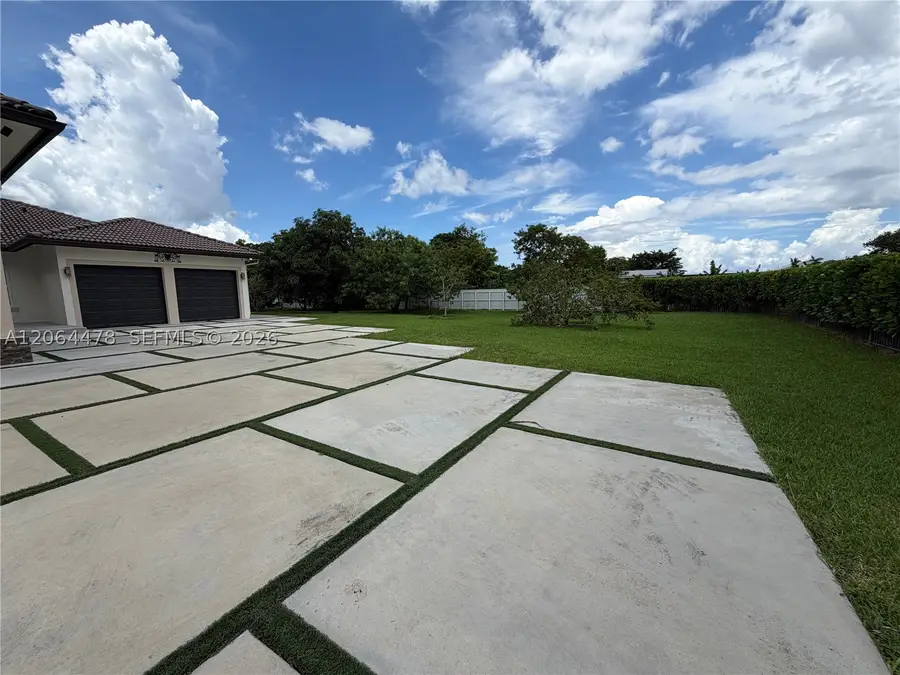 19690 SW 210th St, Miami, FL 33187 - #3