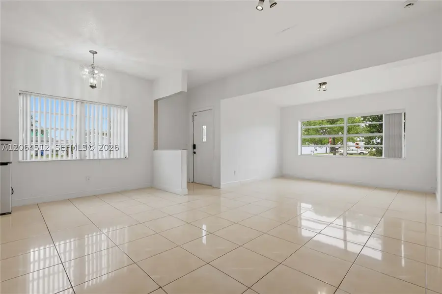 6448 Funston St, Hollywood, FL 33023 - #2