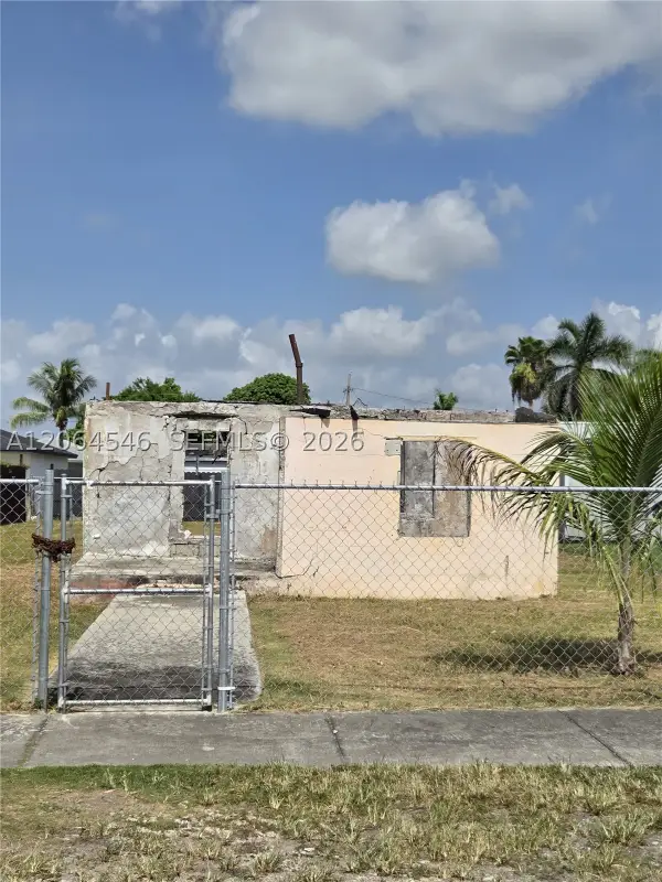 714 SW 11th Ave, Homestead, FL 33030