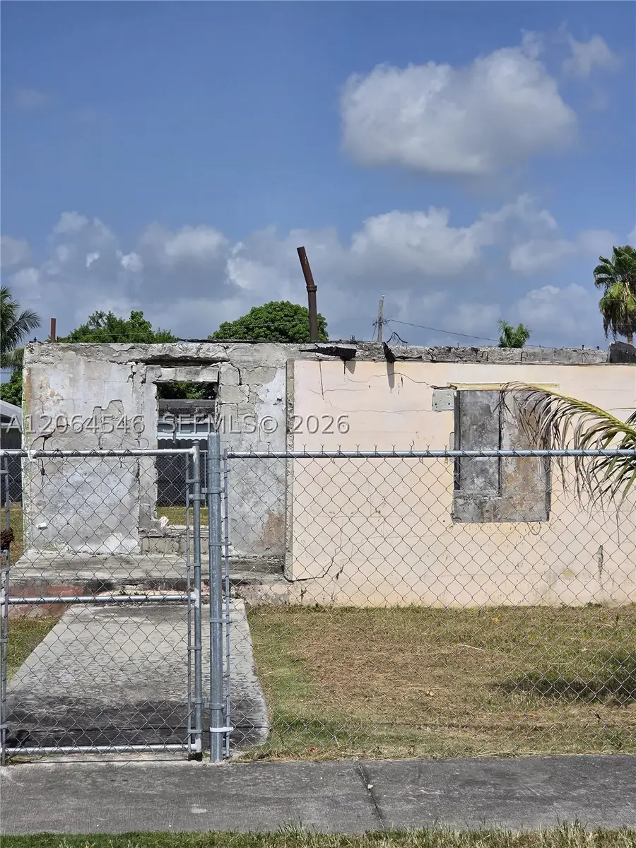 714 SW 11th Ave, Homestead, FL 33030 - #2