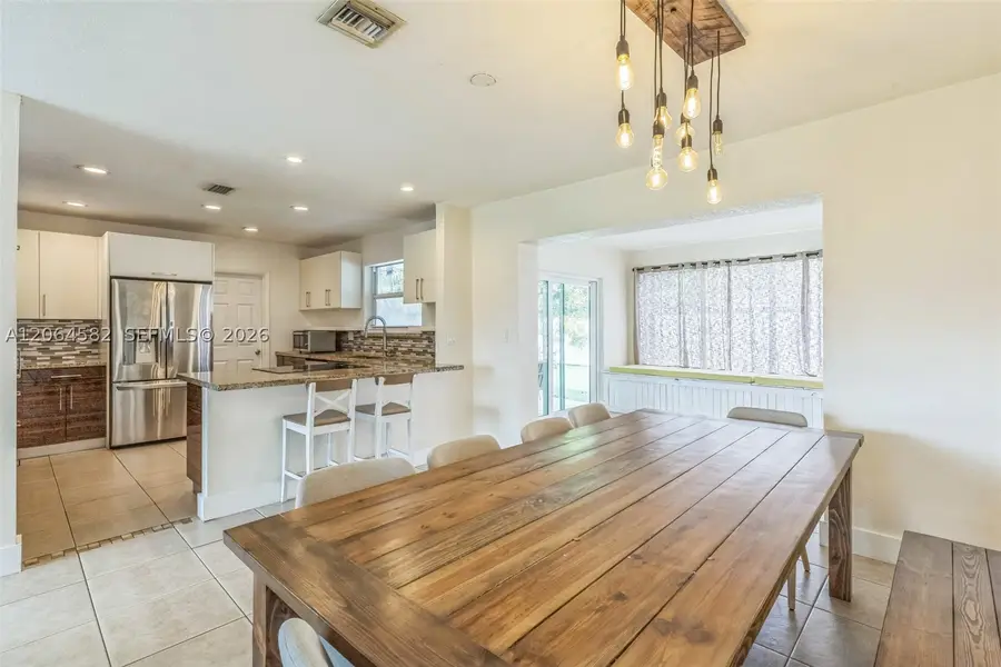 6931 SW 2nd St, Pembroke Pines, FL 33023 - #2
