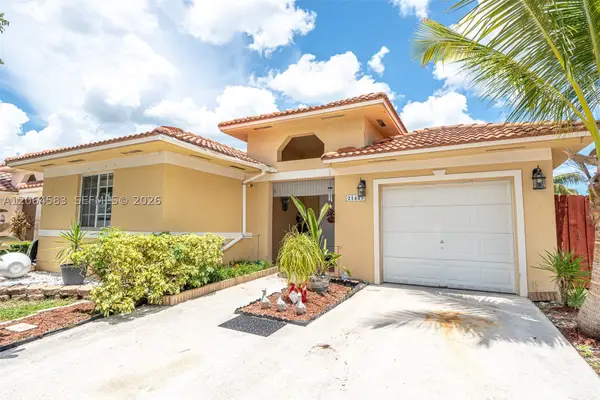 21445 SW 89th Path, Cutler Bay, FL 33189