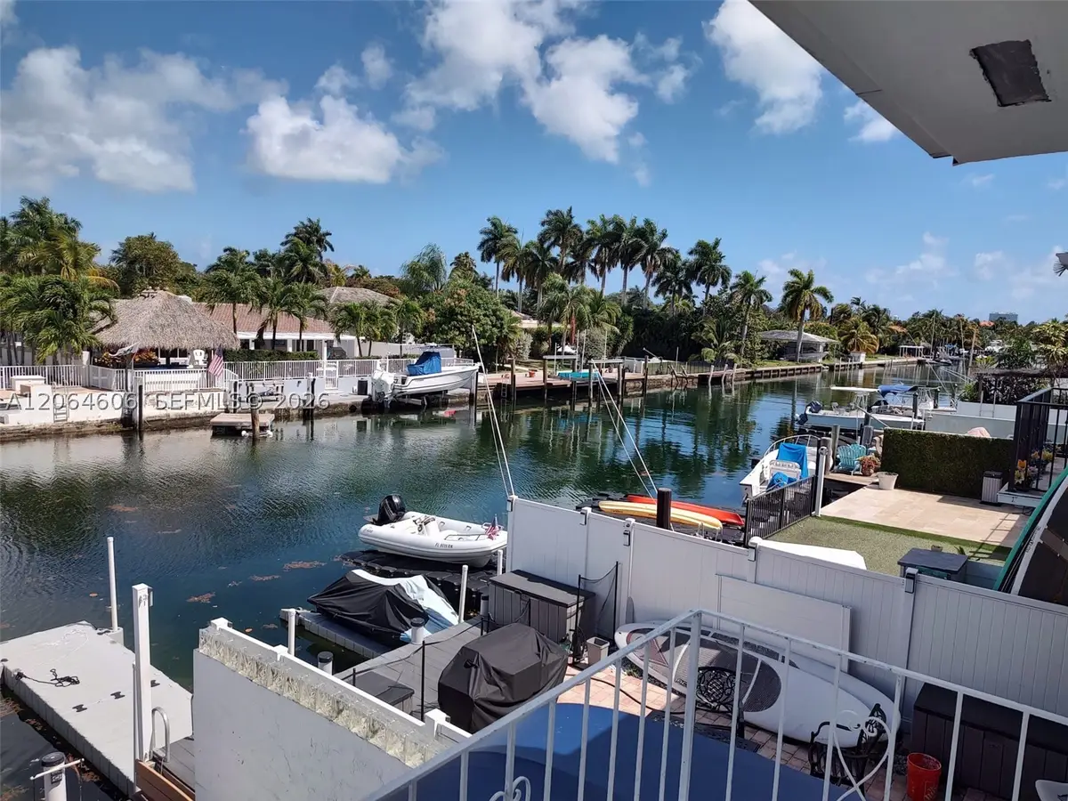 2061 NE 123rd St, North Miami, FL 33181 - #1