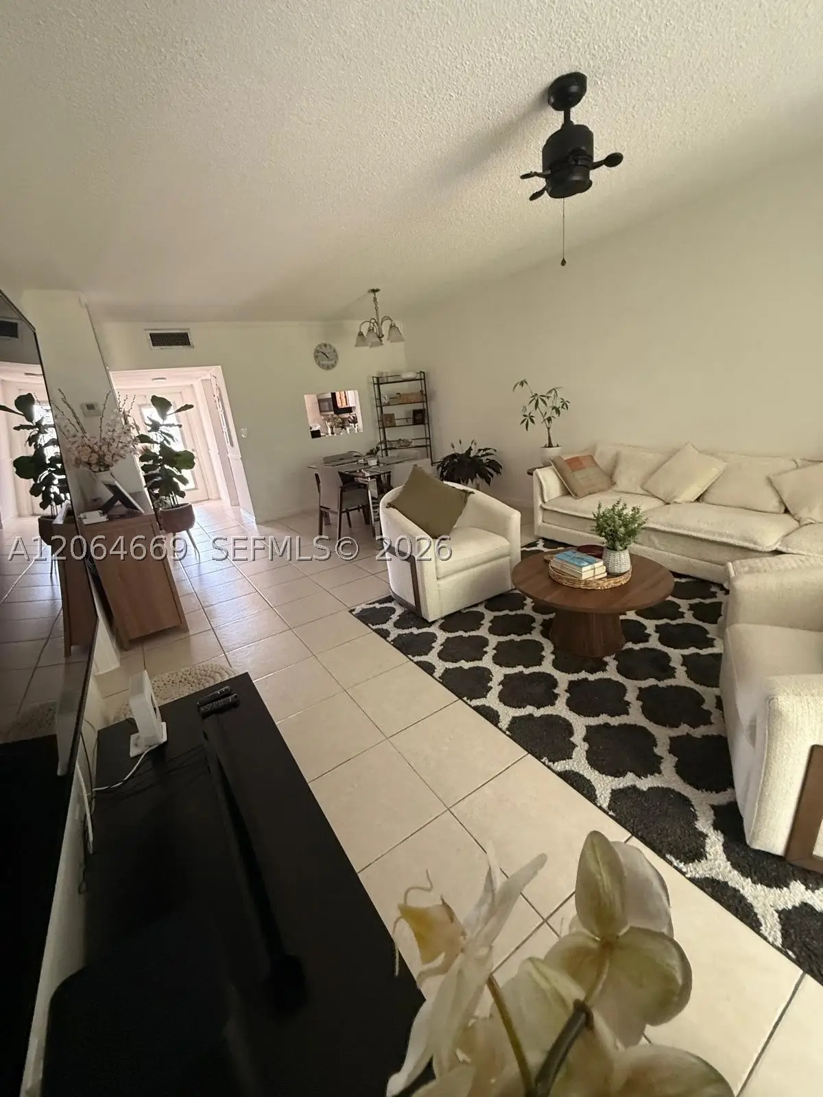1055 Country Club Dr #402, Margate, FL 33063 - #1