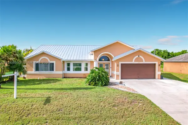 518 SW Lacroix Ave, Port St Lucie, FL 34953