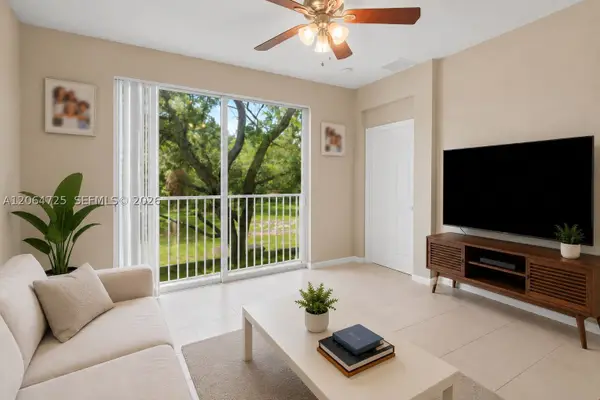1993 Marsh Harbor Dr, Riviera Beach, FL 33404