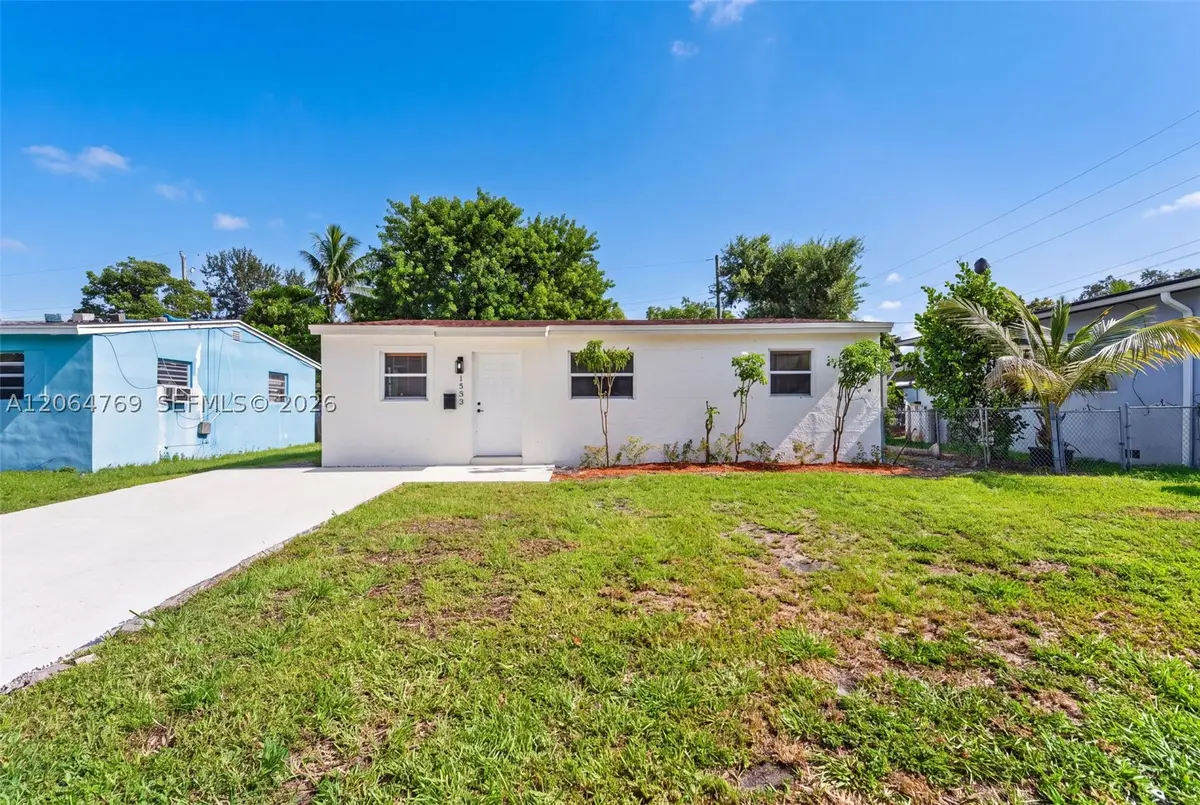 1583 NE 152nd St, North Miami Beach, FL 33162 - #1