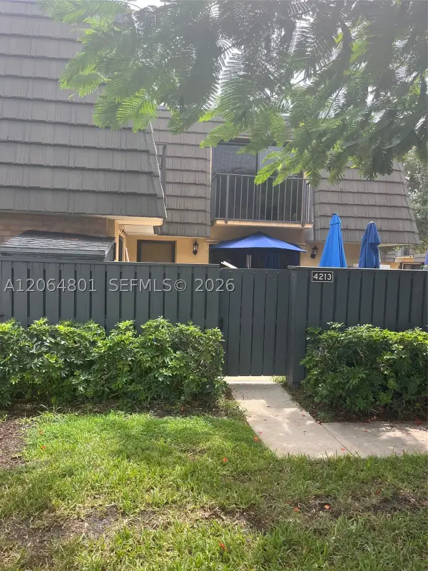 4213 42nd Way, West Palm Beach, FL 33407