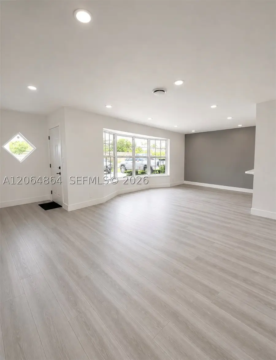3540 NW 38th Ter, Lauderdale Lakes, FL 33309 - #2