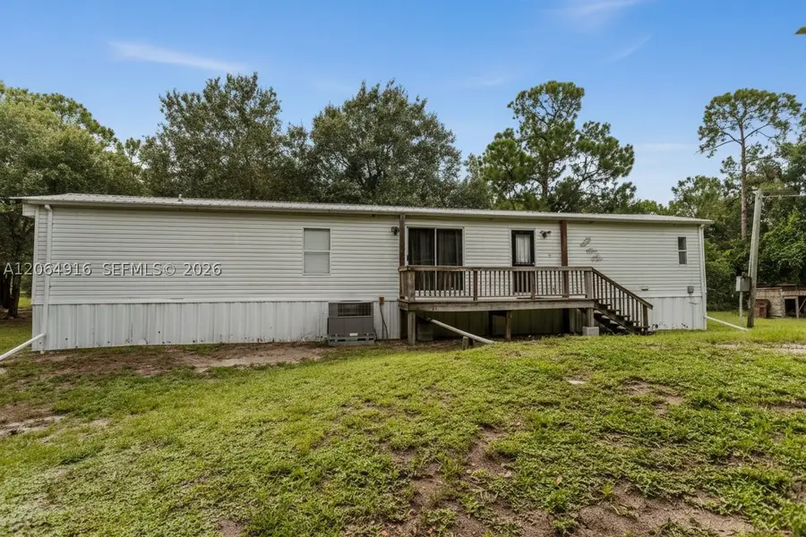 450 Wildwood Ave, Clewiston, FL 33440 - #3