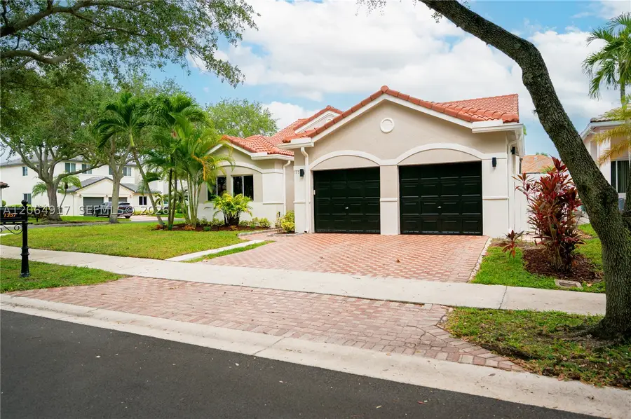 1357 Camellia Ln, Weston, FL 33326 - #2