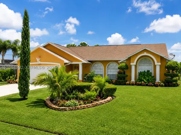 273 SE Whitmore Dr, Port St Lucie, FL 34984
