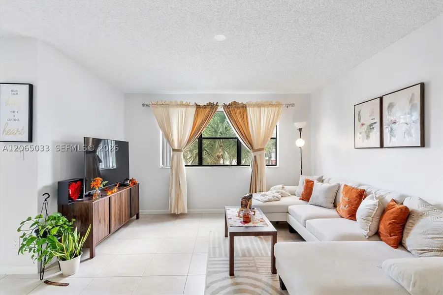 510 S Park Rd #25-10, Hollywood, FL 33021 - #3