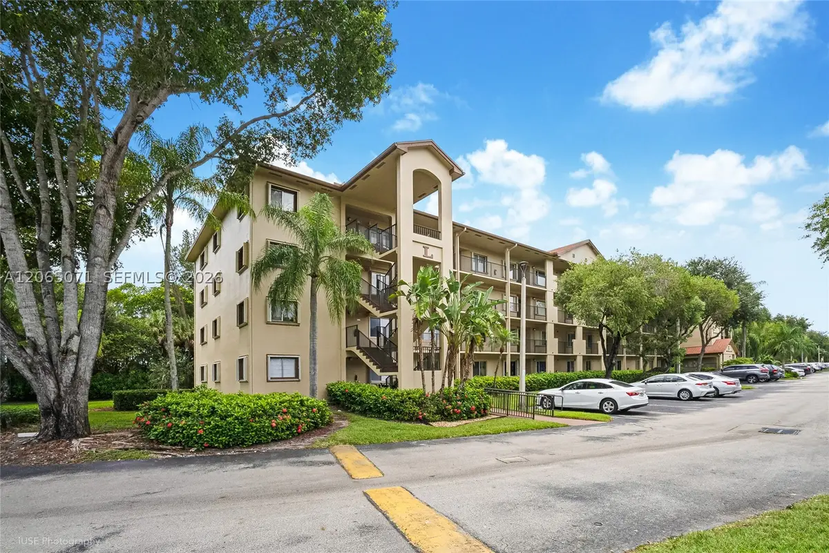 900 SW 142nd Ave #301L, Pembroke Pines, FL 33027 - #1