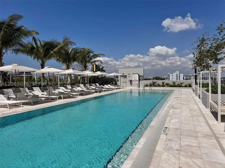 580 72nd St #808, Miami Beach, FL 33141 - #3