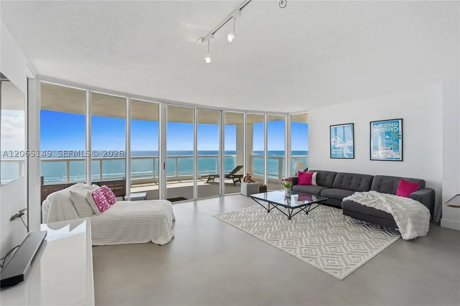 4201 Collins Ave #1503, Miami Beach, FL 33140 - #3