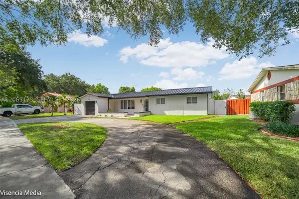 10316 SW 50th St, Cooper City, FL 33328