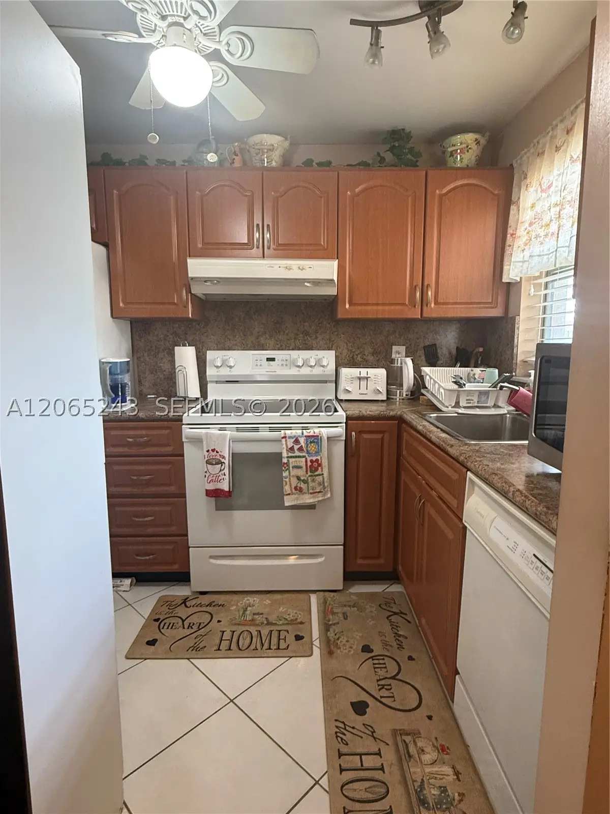 9001 Sunrise Lakes Blvd #201, Sunrise, FL 33322 - #1
