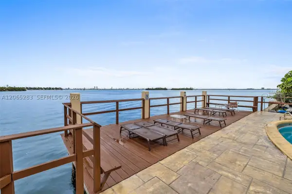 7845 NE Bayshore Ct #12, Miami, FL 33138