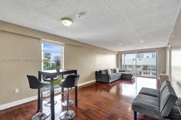3716 NE 168th St #301, North Miami Beach, FL 33160