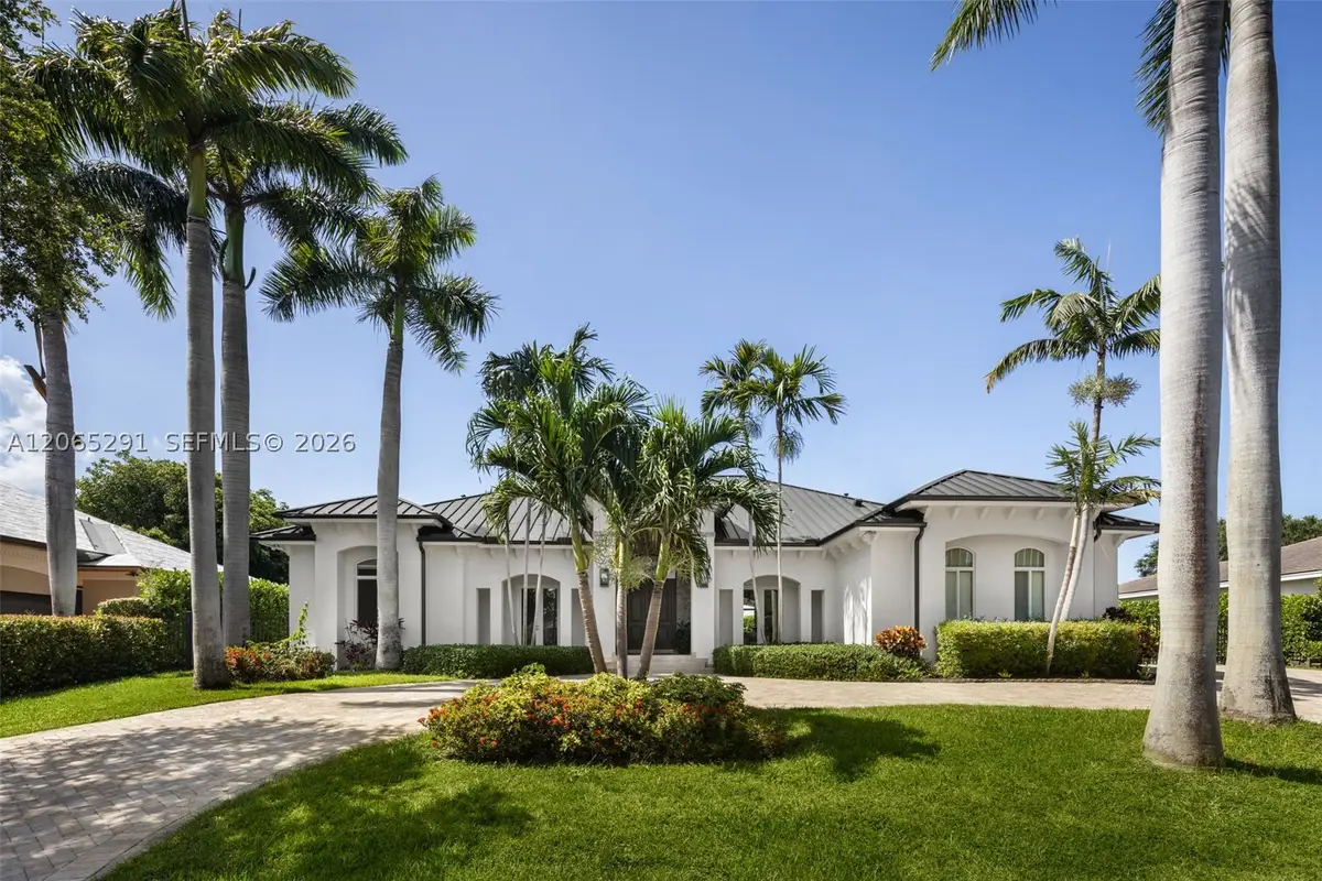 8111 SW 178th St, Palmetto Bay, FL 33157 - #1