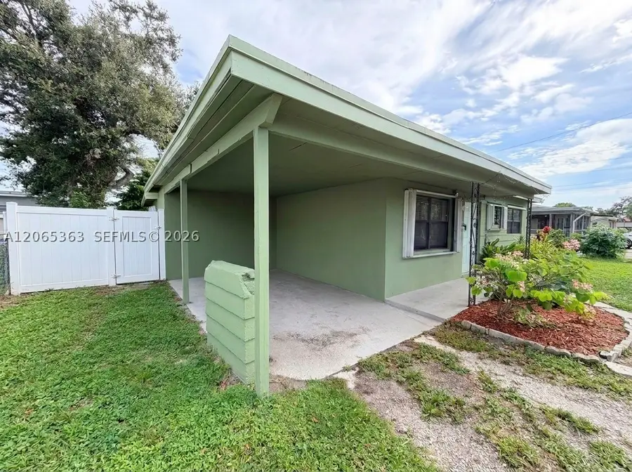 6831 Farragut St, Hollywood, FL 33024 - #2