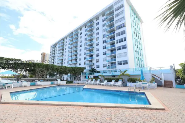 2841 NE 163rd St #1002, North Miami Beach, FL 33160
