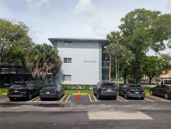 900 Tallwood Ave #305, Hollywood, FL 33021