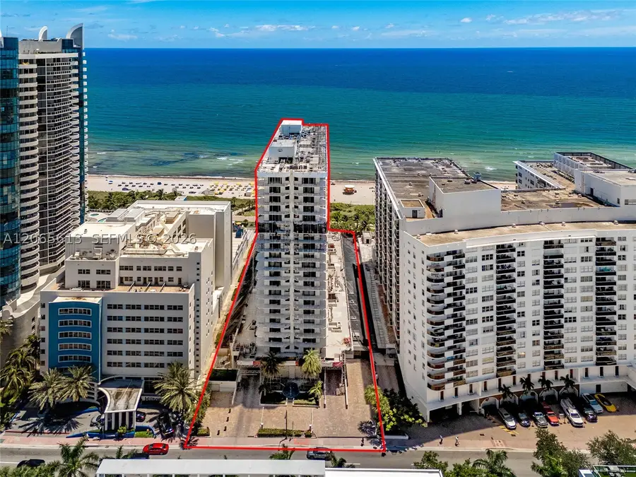 6061 Collins Ave #16E, Miami Beach, FL 33140 - #3