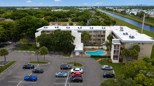 3120 N Pine Island Rd #403, Sunrise, FL 33351