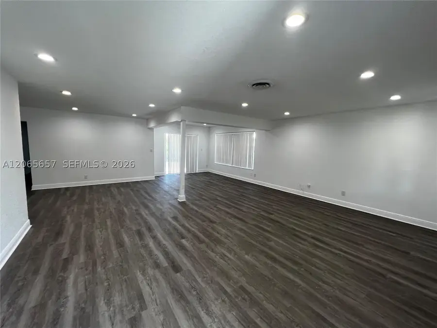 707 N 11th Ave, Hollywood, FL 33019 - #2
