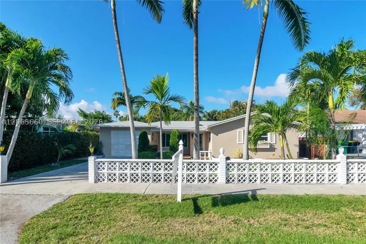 617 NE 2nd Pl, Dania Beach, FL 33004 - #1