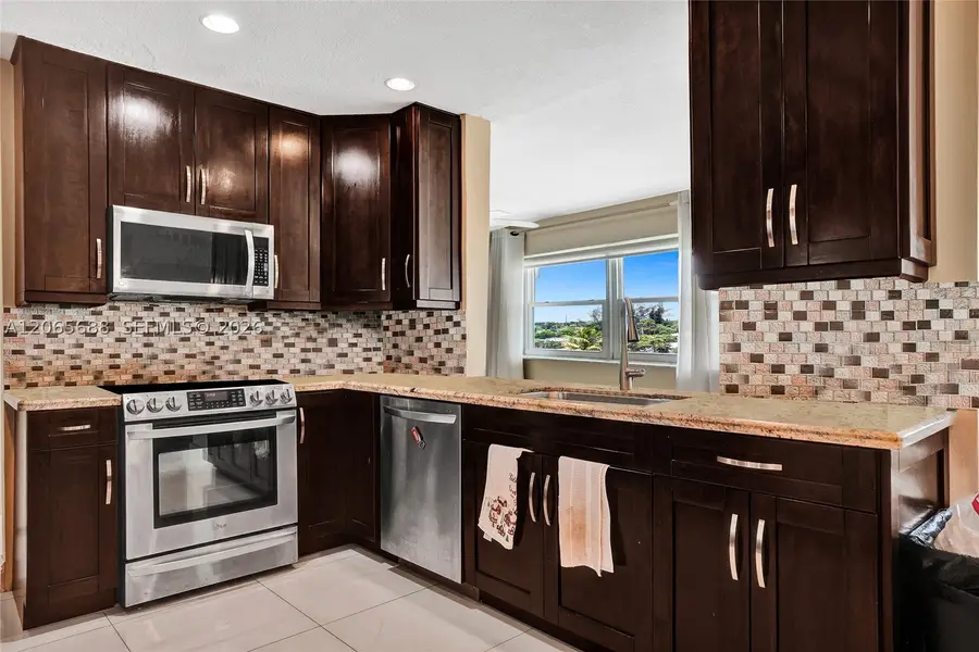 215 SE 3rd Ave #501C, Hallandale Beach, FL 33009 - #2