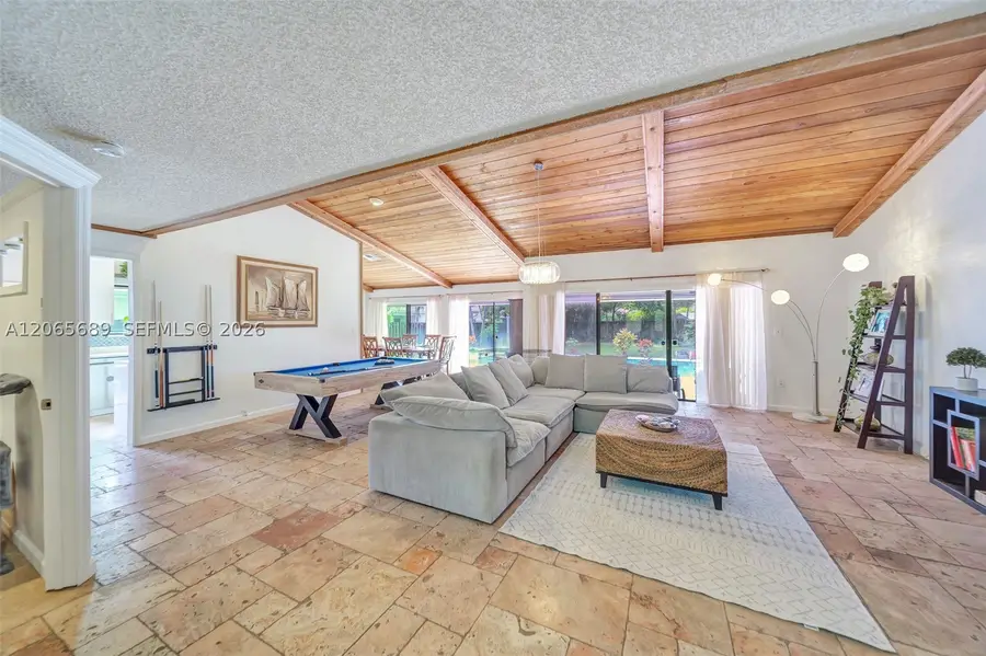 620 E Plantation Cir, Plantation, FL 33324 - #2