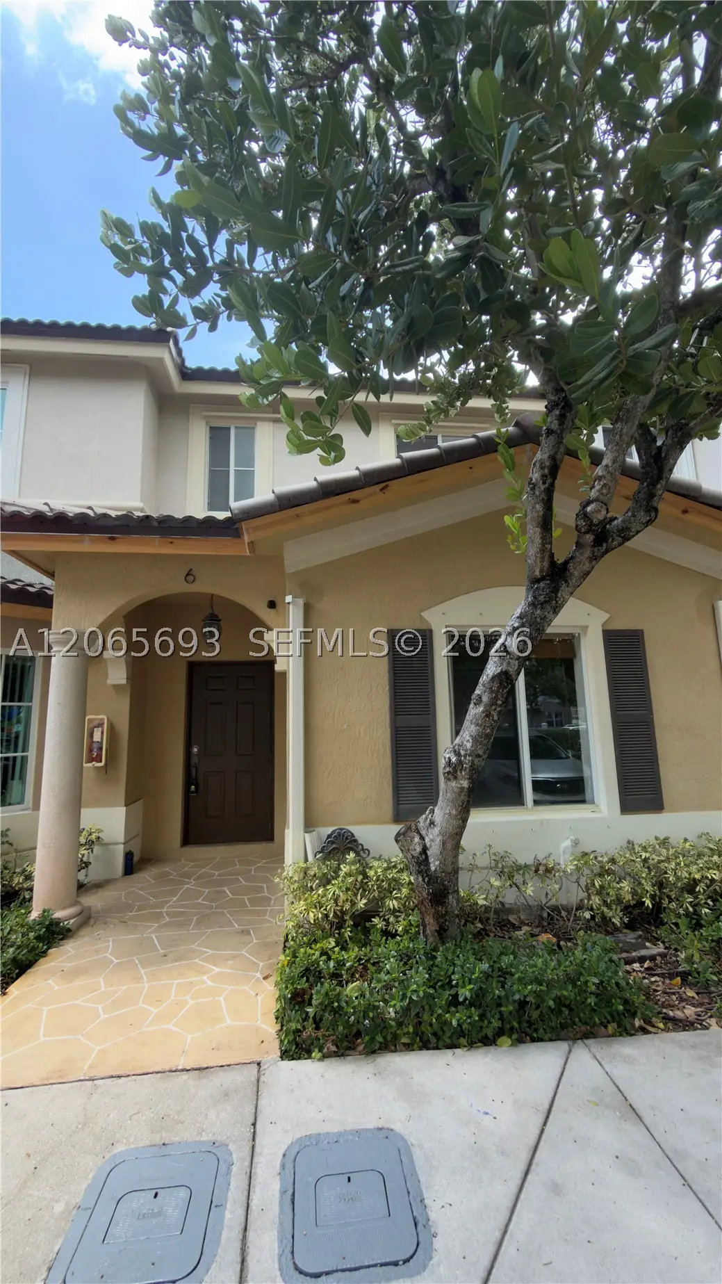 8986 W Flagler St #6, Miami, FL 33174 - #1