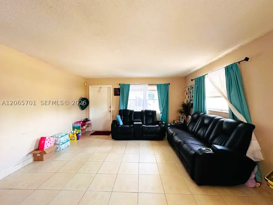 2420 Johnson St #202, Hollywood, FL 33020 - #3