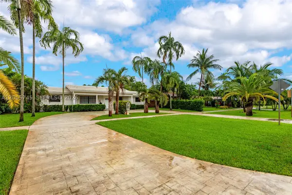 5013 Arthur St, Hollywood, FL 33021